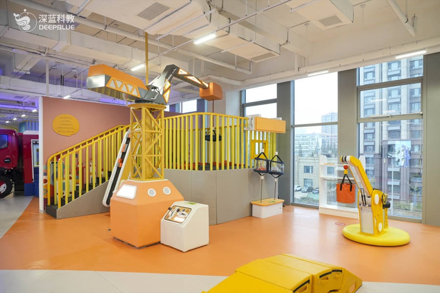 XPLOPLO third-floor architecture studio for children XPLOPLO third-floor architecture studio for children